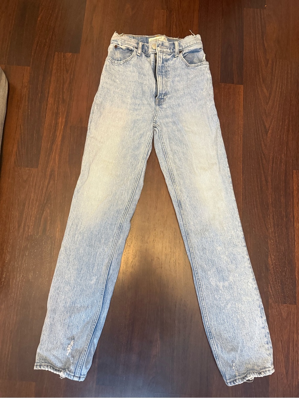 Abercrombie and Fitch Curve Love Ultra High Rise 90s Straight Jean